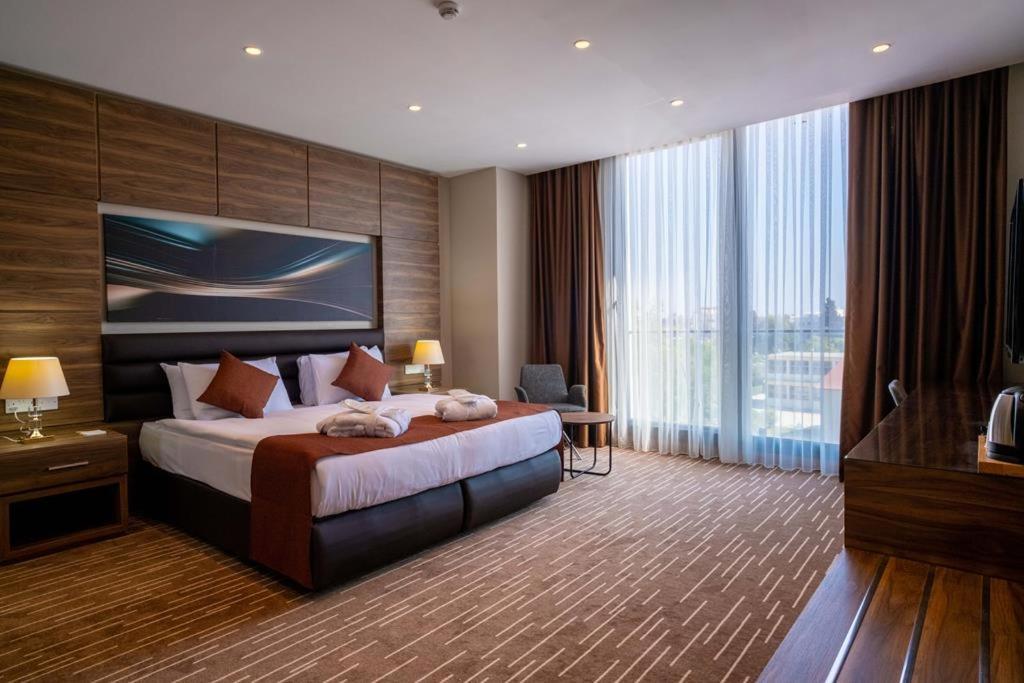 Ekor Elegance Hotel 法马古斯塔 外观 照片