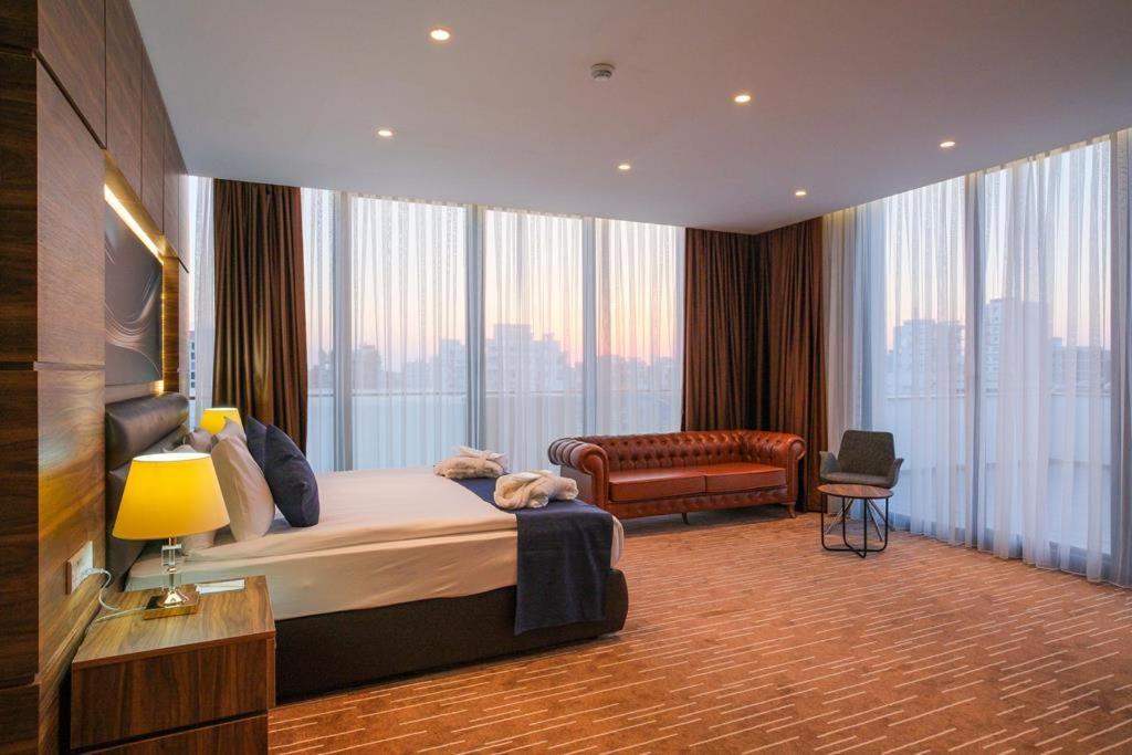 Ekor Elegance Hotel 法马古斯塔 外观 照片