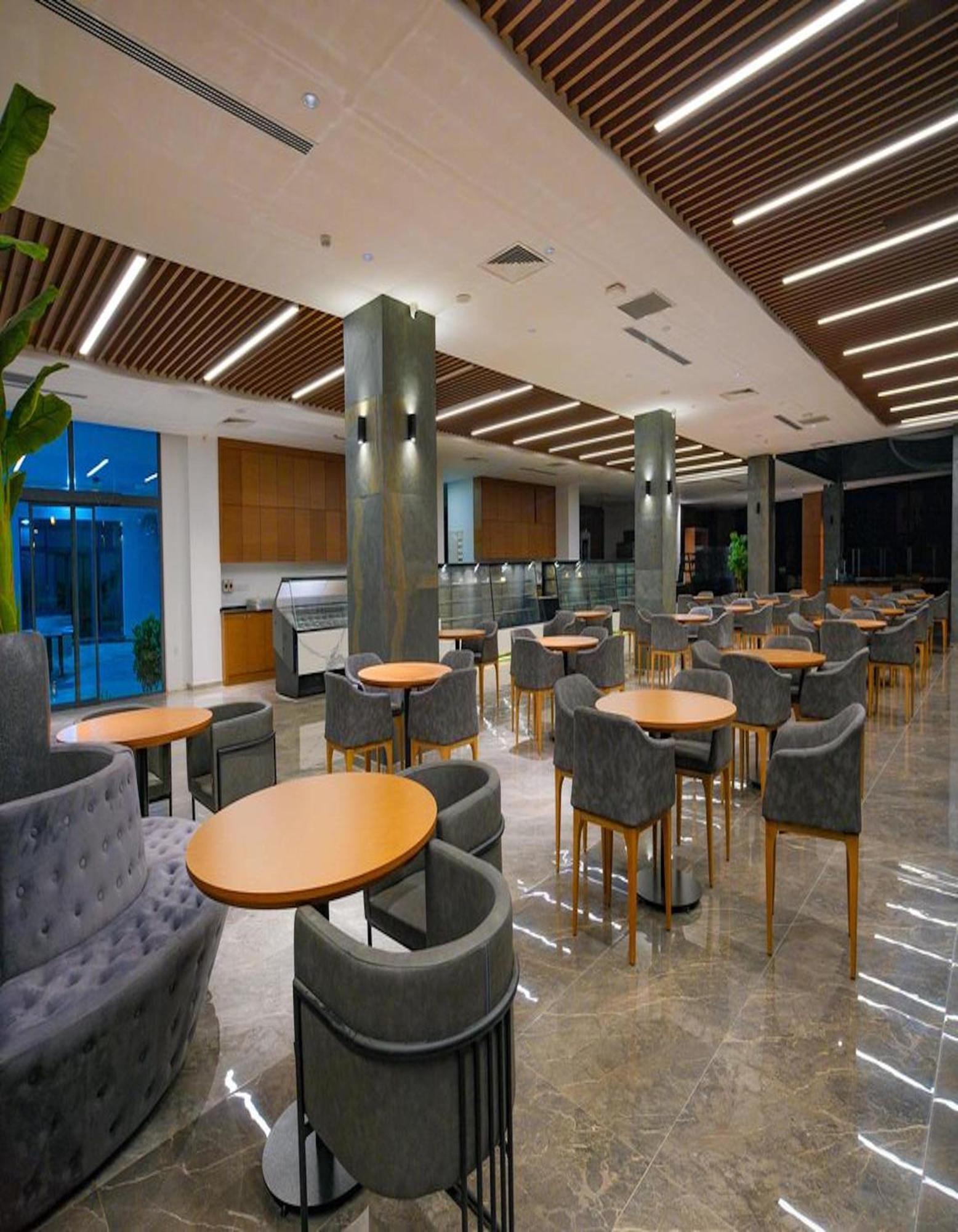 Ekor Elegance Hotel 法马古斯塔 外观 照片